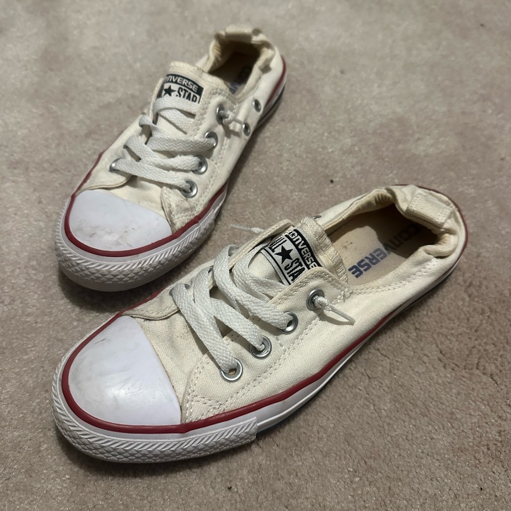 Converse Women’s Cream Sneakers